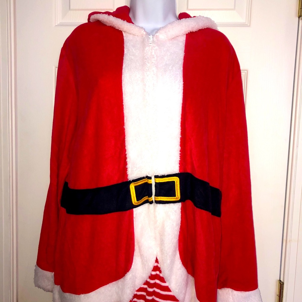 Santa and Mrs. Claus matching PJs!